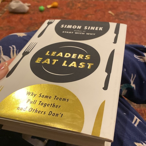 Leaders Eat Last by Simon Sinek - Picture 3 of 7